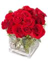 Composizione di tutte rose rosse